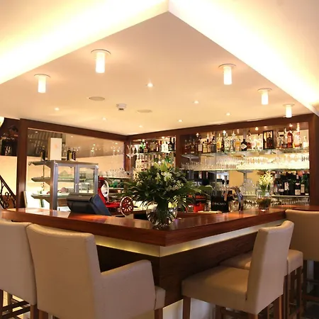 Central-hotel Kaiserhof Hotel 4*